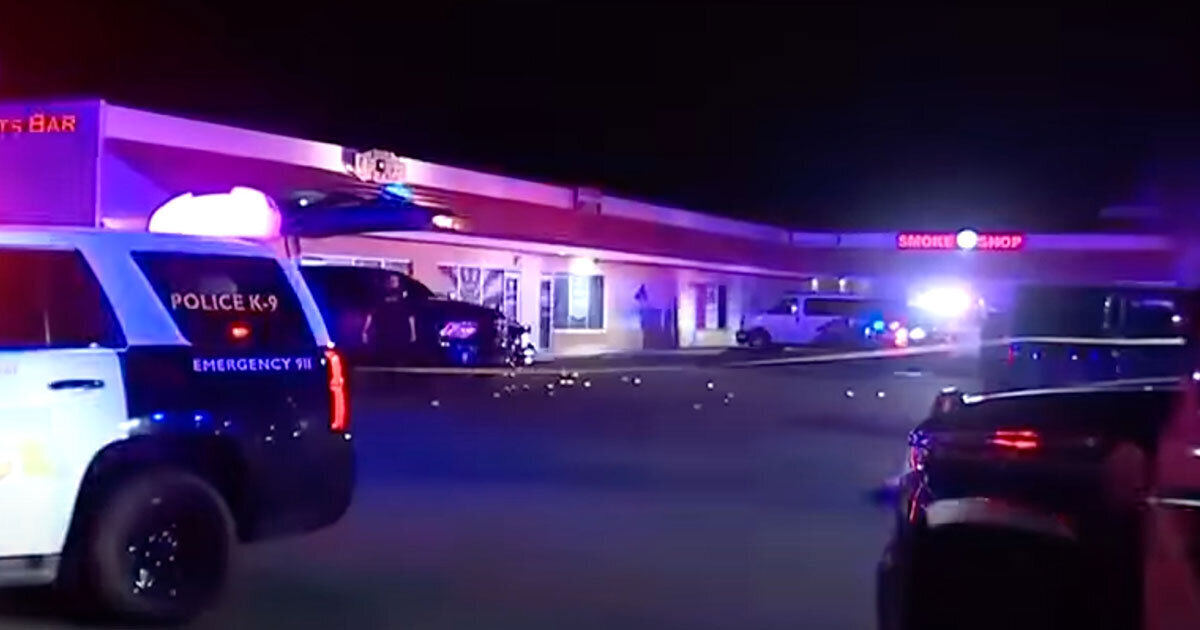 Armed Citizen Fatally Shoots Intoxicated Man Who Fired Into Peoria Bar After Being Ejected