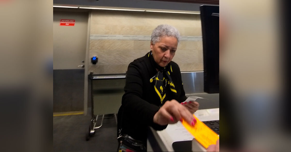 When Flying With Guns Goes Perfectly [Episode 19] – Spirit Airlines LAS to MSY