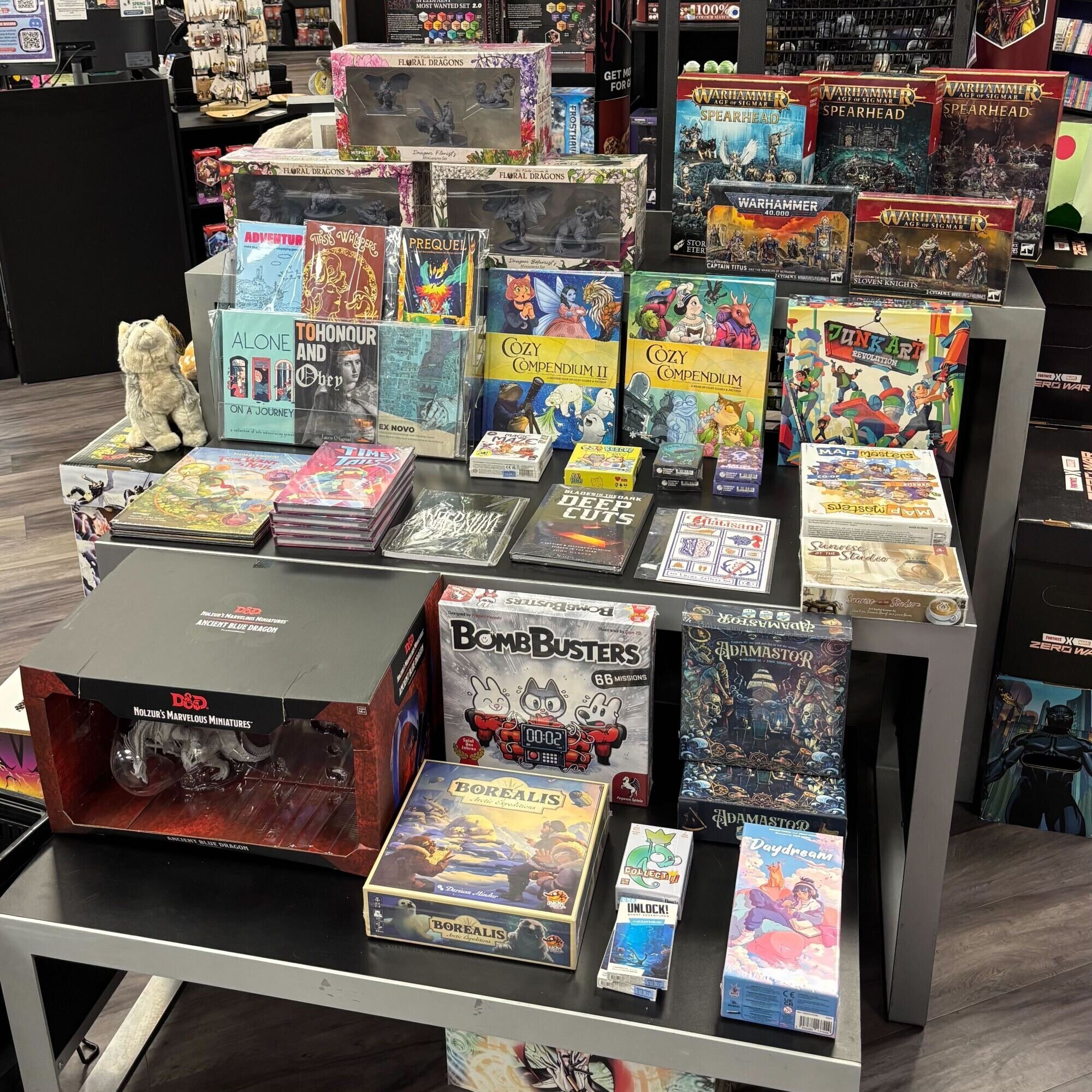 Table display of new boardgames