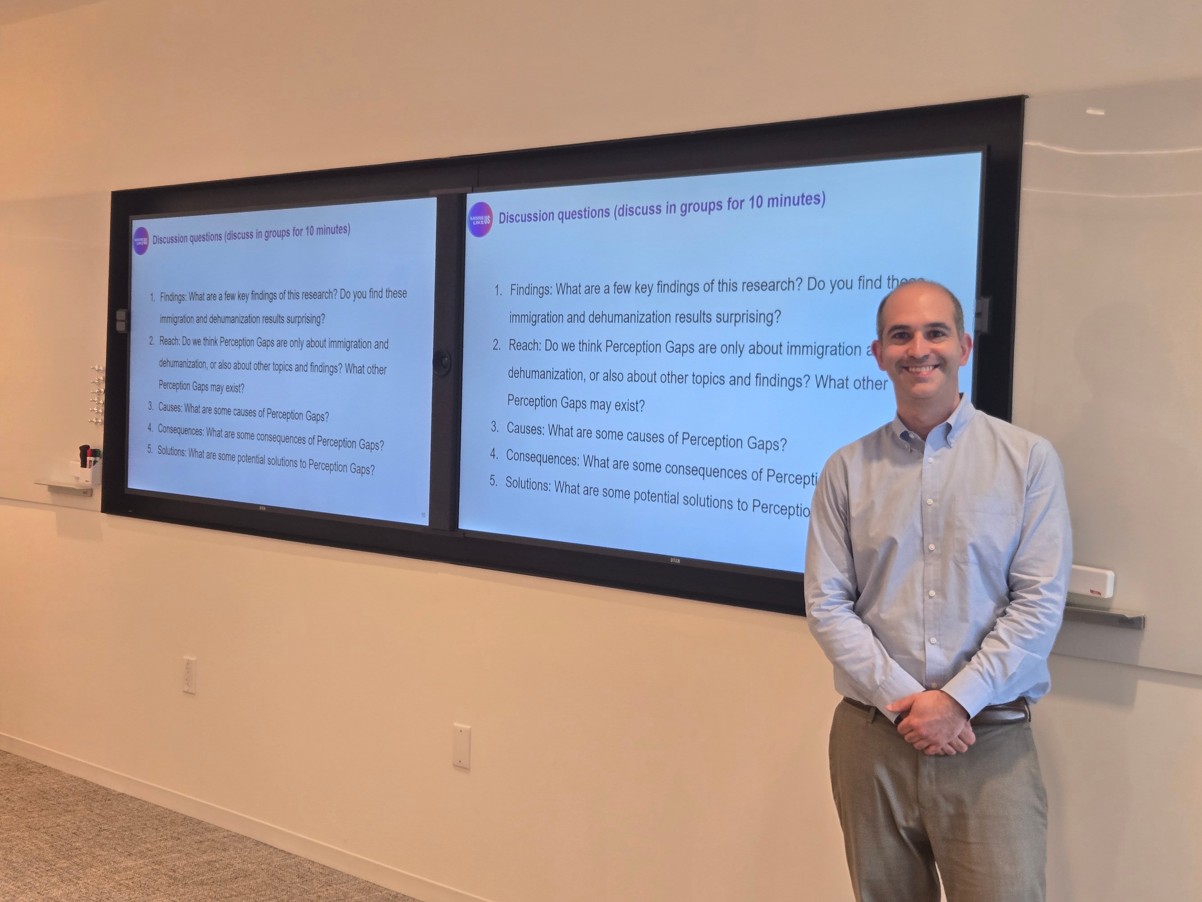 James guest lecturing at the University of Southern California's Capital Campus, using our highly successful perception gap lesson plan