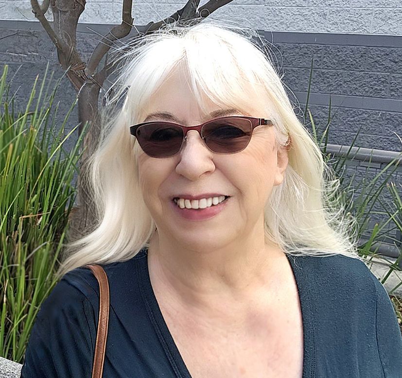 Headshot of author Sheila Lowe
