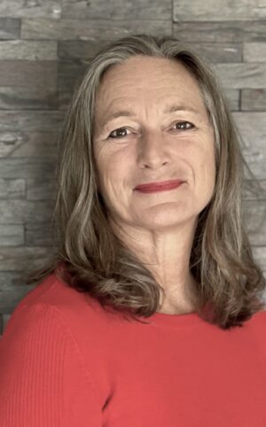 Headshot of author Louise Mangos