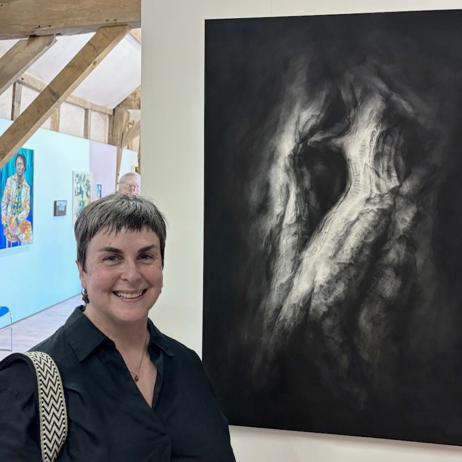 Art prize smiles