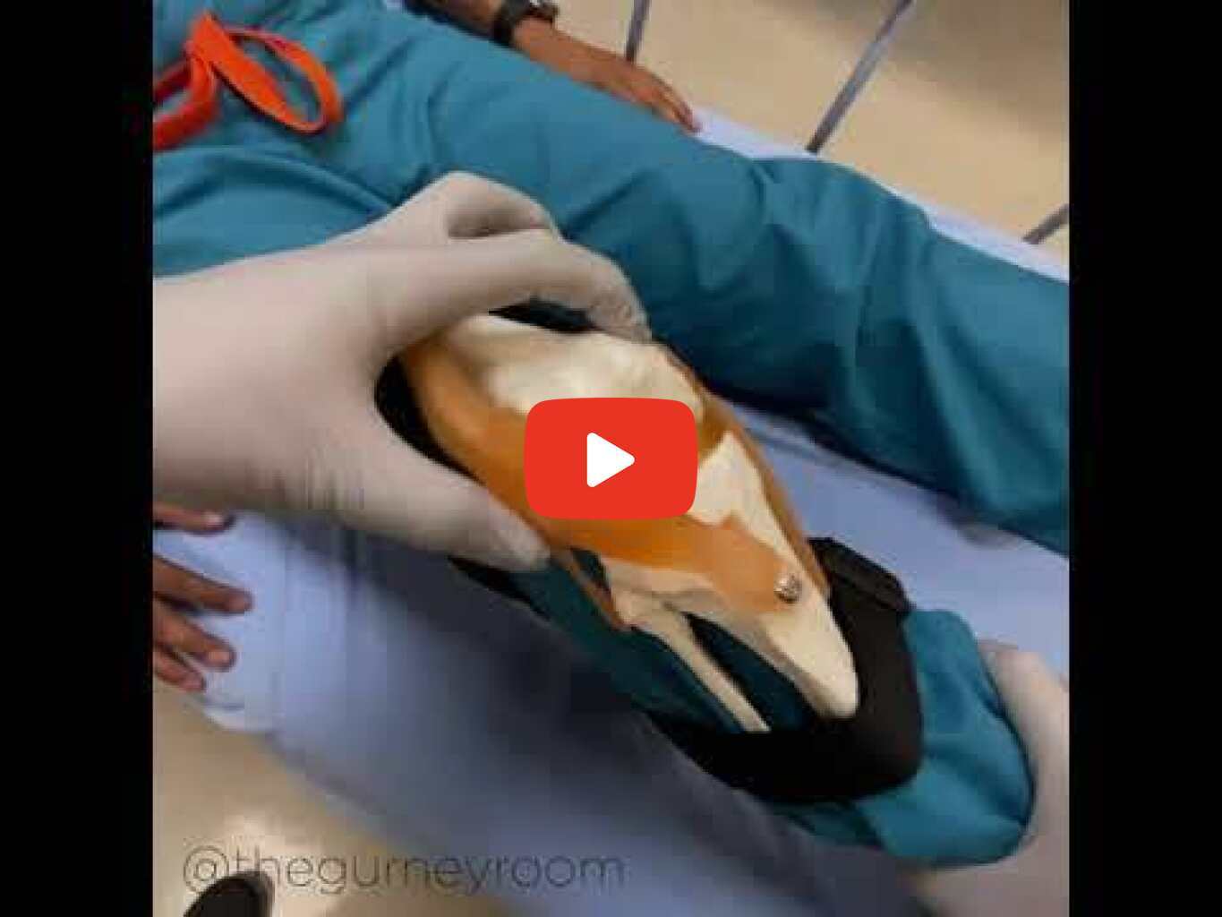 Patella reduction trainer demonstration
