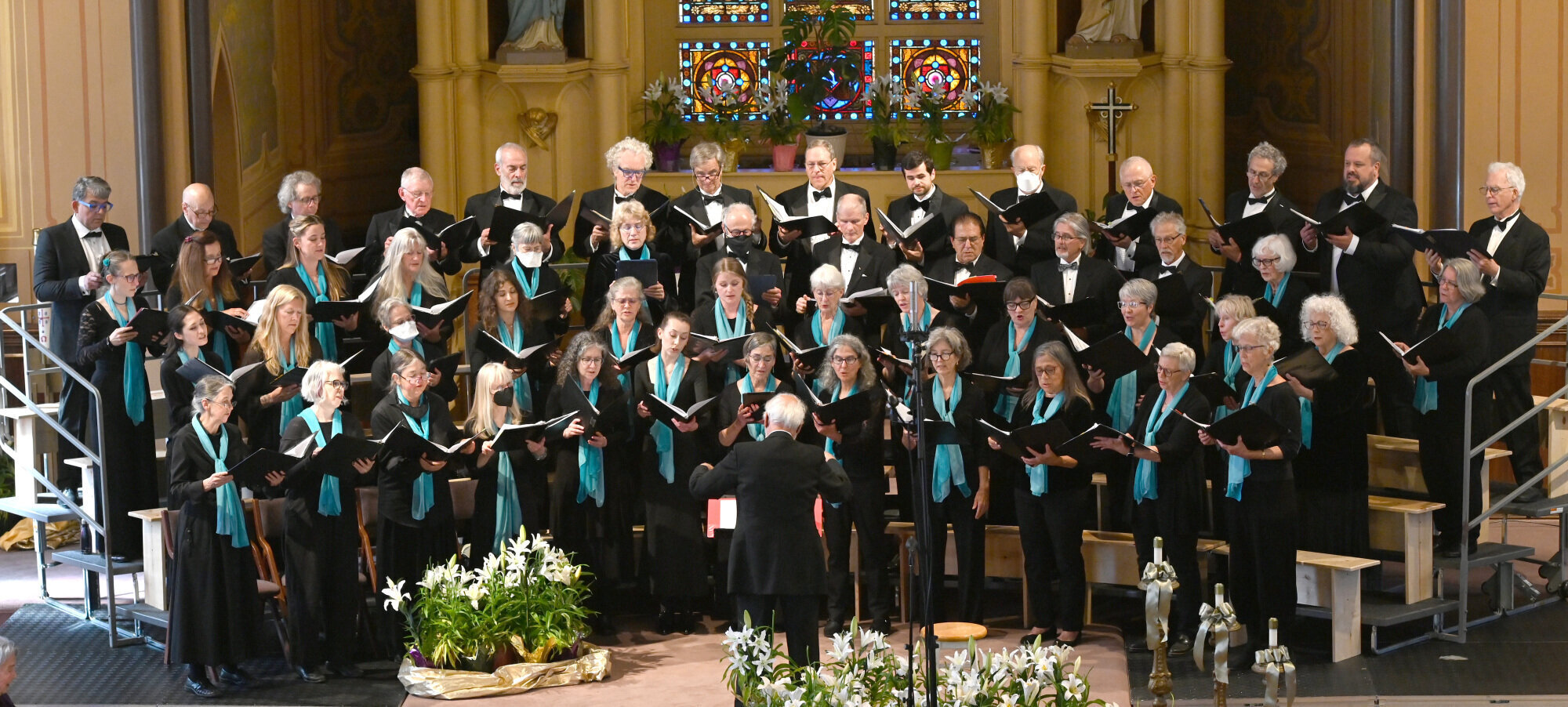 The Santa Cruz Chorale in concert at Holy Cross church