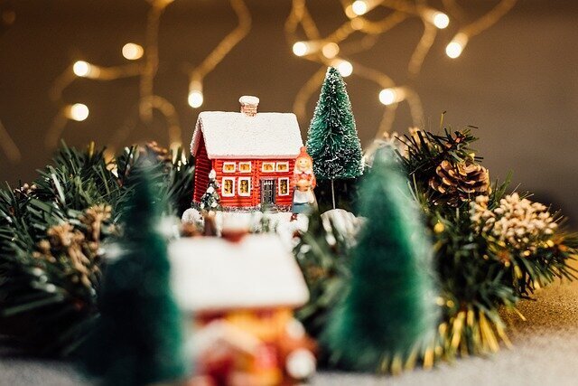 D'ici l&agrave; nous vous souhaitons, ainsi qu'&agrave; ceux qui vous sont chers, de tr&egrave;s belles f&ecirc;tes de fin d'ann&eacute;e